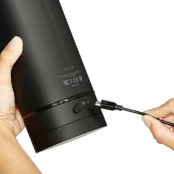 Kiiroo Onyx+ Teledildonic Jessica Drake Masturbator  51