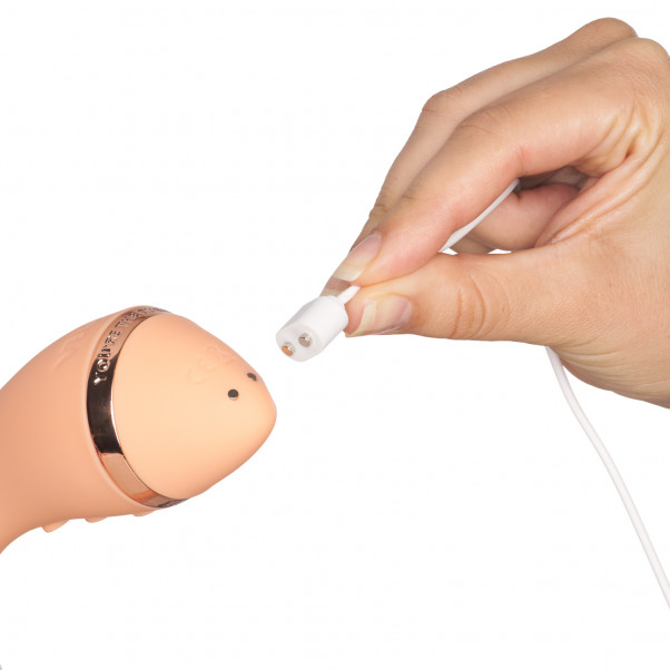 Vush Majesty 2 Wand Vibrator Produktbillede med hånd 51