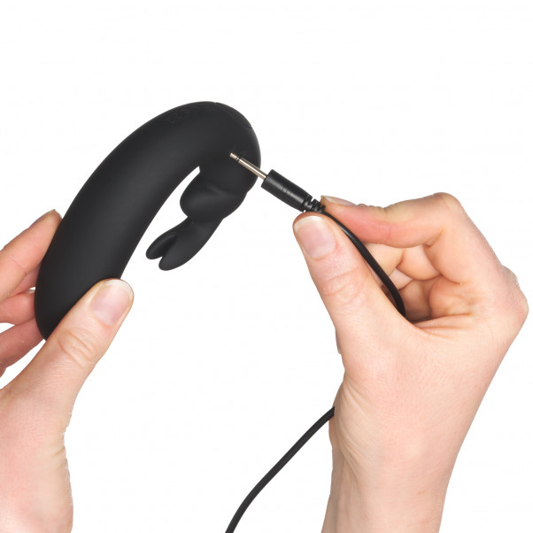 Fifty Shades of Grey Sensation Opladelig G-Punkts Rabbit Vibrator Produktbillede med hånd 51