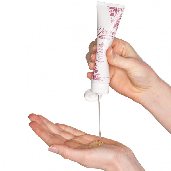Swiss Navy Desire Sexy Stimulerende Creme 59 ml Produktbillede med hånd 51