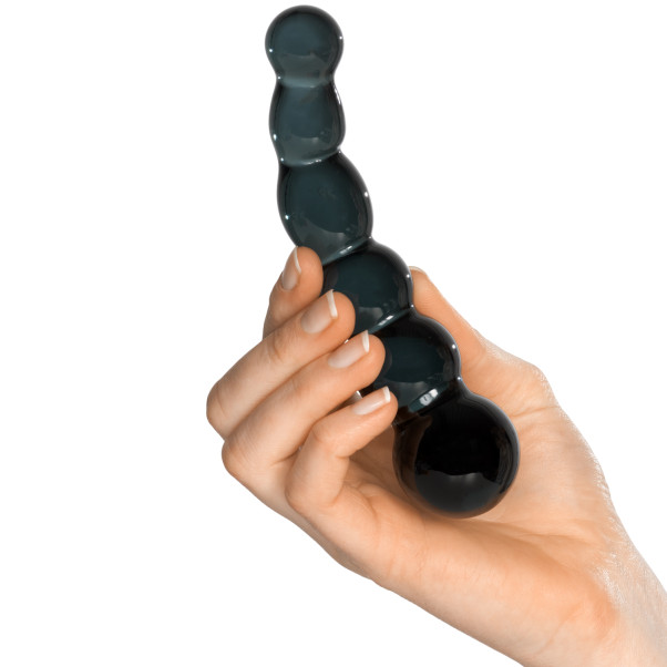 Sinful Him & Him Boks Produktbillede med hånd 50