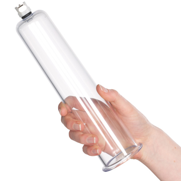 Size Matters Penispumpe Cylinder Produktbillede med hånd 51
