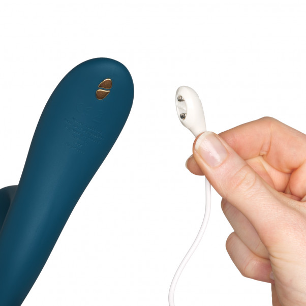 We-Vibe Date Night Special Edition Sexlegetøj Sæt Produktbillede med hånd 52