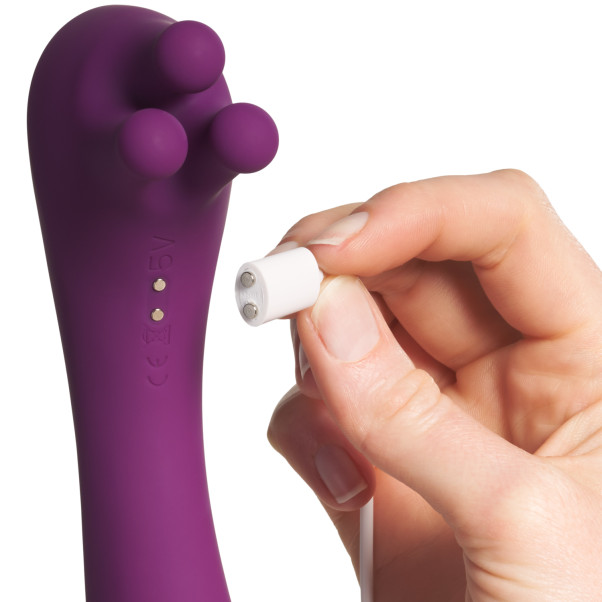 Tracy's Dog Goldfinger G-punkts Vibrator Produktbillede med hånd 51