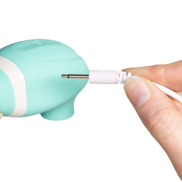 Tracy's Dog Blowy 2-in-1 Klitoris Stimulator Produktbillede med hånd 51