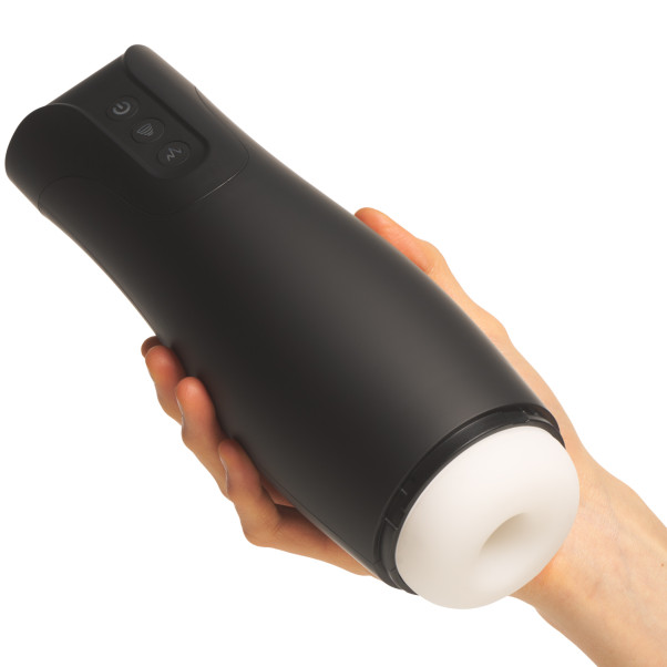 Sinful Automatic Suction Masturbation Maskine Produktbillede med hånd 50
