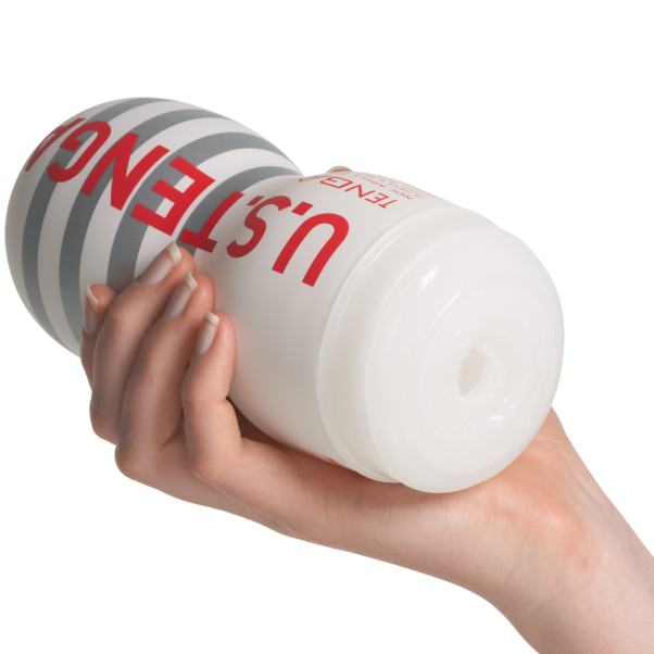 TENGA U.S. Gentle Vacuum Suction Cup Masturbator Produktbillede med hånd 50