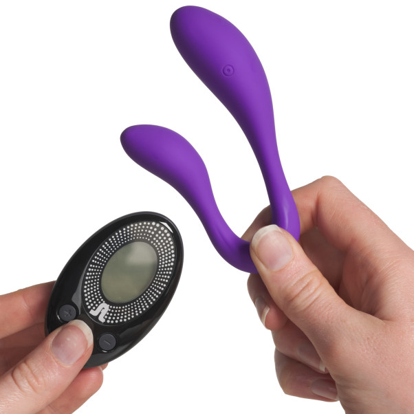 Adrien Lastic Couple Secrets II Fjernbetjent Dobbelt Vibrator Produktbillede med hånd 51