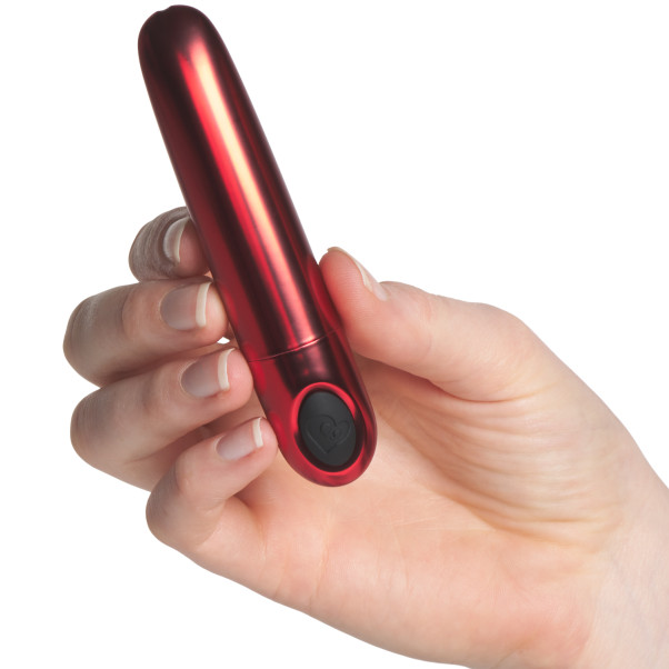 Rocks Off Truly Yours Ruby Caress Bullet Vibrator Produktbillede med hånd 50