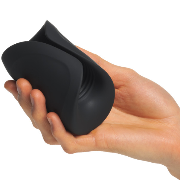 Sinful Sonic Pulse Penis Vibrator Produktbillede med hånd 50