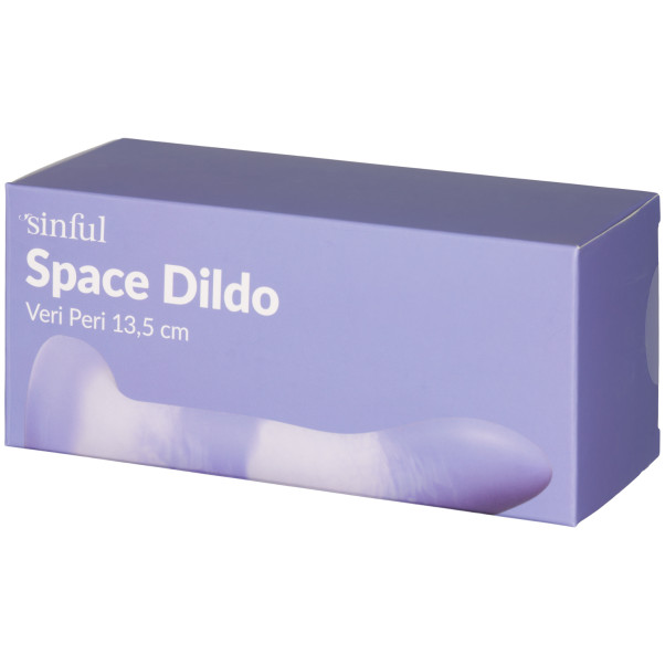 Sinful Space Very Peri Dildo 13,5 cm Emballagebillede 90