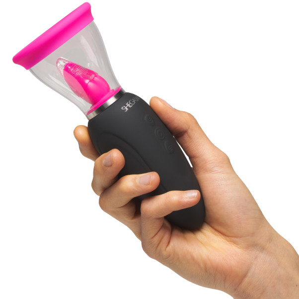 Shegasm Lickgasm Mini Tunge Vibrator Produktbillede med hånd 51