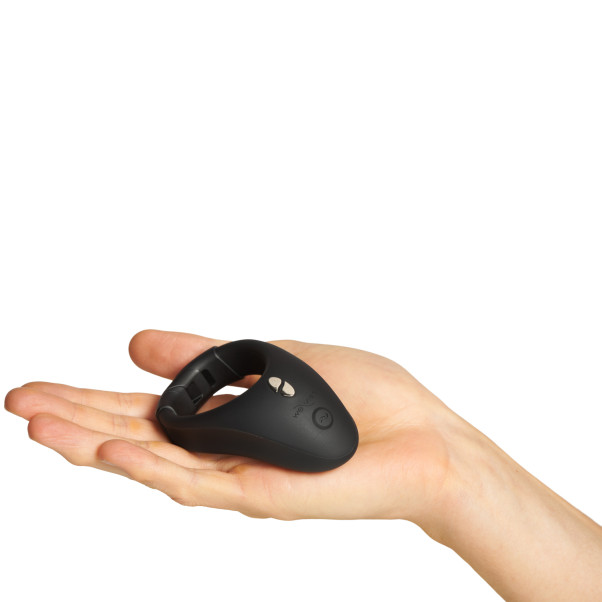 We-Vibe Tease Us Special Edition Sæt med Bond Vibrerende Penisringe Produktbillede med hånd 50