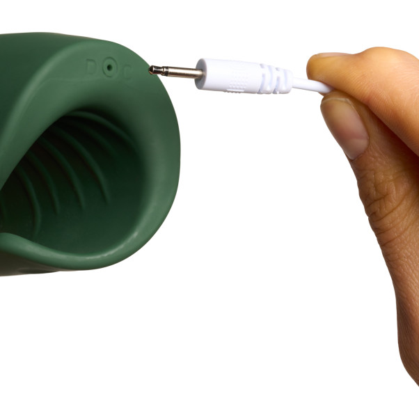 Sinful Power Grip Opladelig Masturbator til Mænd Produktbillede med hånd 51