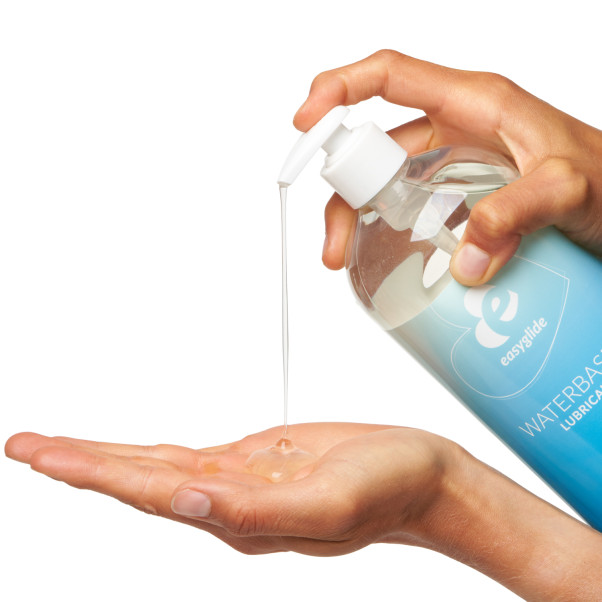 EasyGlide Vandbaseret Glidecreme 1000 ml Produktbillede med hånd 51