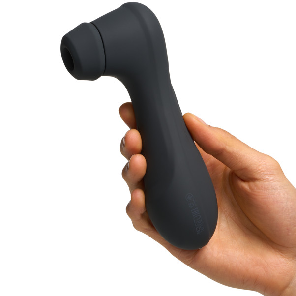 Satisfyer Pro 2 Generation 3 Sort Liquid Air App-Styret Klitoris Stimulator Produktbillede med hånd 50