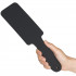 Tantus Thwack Silikone Paddle 29,5 cm Produktbillede med hånd 50