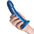 baseks Metallic Blue Silikone Dildo 18 cm Produktbillede med hånd 50