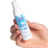 Skins Naturlig Delay Spray 30 ml Produktbillede med hånd 50