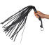 Sex & Mischief Flogger med Rhinsten 77 cm Produktbillede med hånd 50