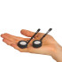 Charmed Light Up Round Tweezer Brystklemmer Produktbillede med hånd 50