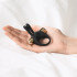 Sinful Gold Power Fjernbetjent Bullet med Rabbit Penisring Sleeve Produktbillede med hånd 50