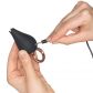 Belou Flutter Effect Finger Vibrator Produktbillede med hånd 51