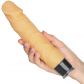 Nature Skin Big Vibe Lys Hud Dildo Vibrator 23,5 cm Produktbillede med hånd 51