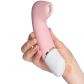 Satisfyer Marvelous Four Air Pulse + Vibrator Sæt Produktbillede med hånd 52