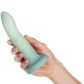 Sinful Gradient Macha Grøn Dildo 18 cm Produktbillede med hånd 50