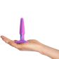 A-Play Groovy Berry Butt Plug 10,8 cm Produktbillede med hånd 50
